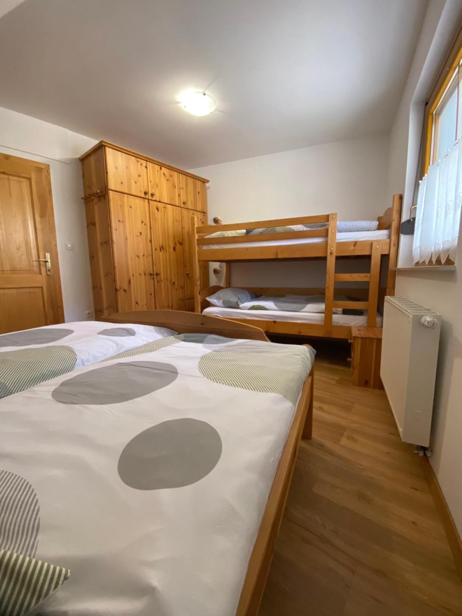 Apartments Karmen Ратече Экстерьер фото